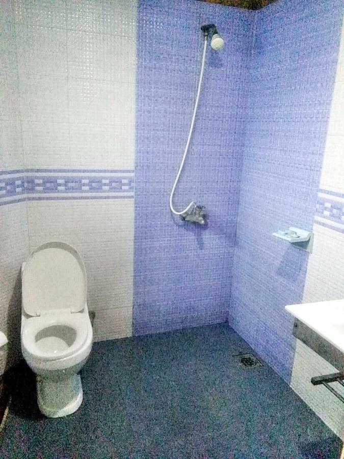 Quick Continental Hotel - Jail Road Lahore Esterno foto